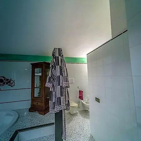 Buzzi 4* Besozzo